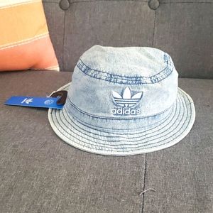 Adidas bucket hat